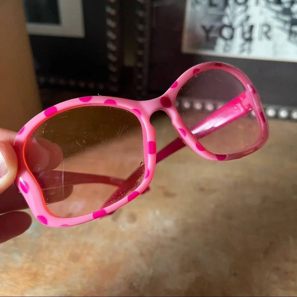 Sanrio girls kids Hello Kitty hot pink Barbie style sunglasses girl